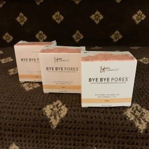 iT BYE BYE PORES tinted skin blurring finishing power 3 BOXES in LIGHT (NEW)
